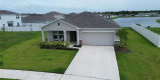 121 CITRINE LOOP Gallery 1