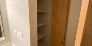 Allen Creek Gallery 15