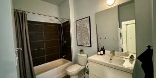 1914 Main St Gallery 38