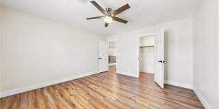 2551 Williamsburg Street Gallery 39