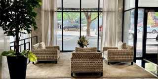 620 Peachtree Street NE Gallery 32