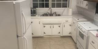 2135 South Palm Avenue Gallery 1