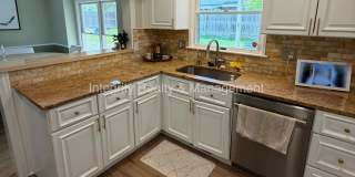 4 Bed/3.5 Bath, 3306 Sqft - 10074 E Lake Dr. Gallery 12