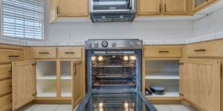 Beautiful 3 bed/2 bath home in northwest in El Capitan Ranch for an amazing price! Gallery 13