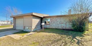 2 Bed 1 Bath Del City Schools * Cant Beat This Price* Gallery 1