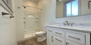 **August 2028** HUGE 8 Bed 6 Bath !! Fully Remodeled!! Gallery 19