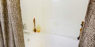 Chestnut Creek Gallery 13