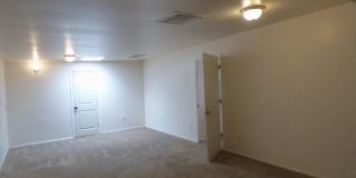 1029 E Irwin Place Gallery 13