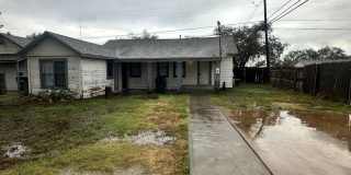 2 Bed 1 Bath Home Gallery 1