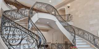 142 Hoover Drive Gallery 23