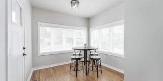 FURNISHED HOUSE! Short or Long Term! Large Newly Renovated Fully Furnished Modern 5 Bedroom Home with 3 Separate Living Rooms! Gallery 4