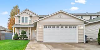 4 Bedroom 2.5 Bath Home Recently Updated with Modern Finishes Gallery 1