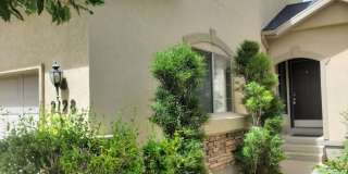 Modern 3 Bed 2.5 Bath Lehi Townhome Near Thanksgiving Point | 2-Car Garage Gallery 1