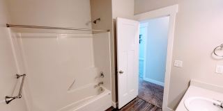 Gorgeous Modern Home! Gallery 12