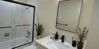 5826 5826 Gallery 39