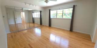 Stunning Pool Home in Sapphire Shores – West of the Trail Near the Ringling Museum Gallery 8