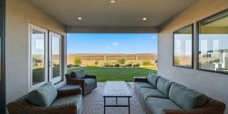 4 Bedroom Home with Gorgeous Views Gallery 39