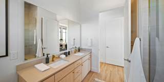 Residences Kierland Gallery 69