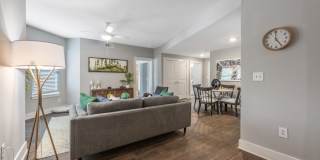 Peninsula at Buckhead Gallery 33
