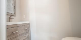 817 Potomac Gallery 9