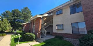 Beautifully Renovated, Top Floor, 2 Bedroom 2 Bath East Boulder Condo for Rent! Gallery 1