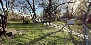 3-Bedroom Home Near Downtown Overland Park! Gallery 24