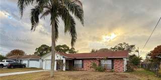 1434 SE Concha St Gallery 1