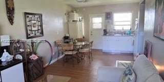 1301 N 12th Ct Gallery 15