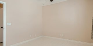 AMAZING COMPLETELY REMODELED CONDO IN NW Gallery 15