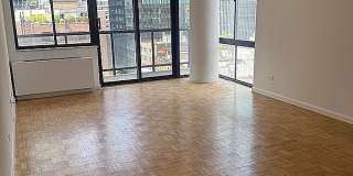 255 E 49th St Apt 15A 255 E 49th St Apt 15A Gallery 1