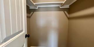 Cozy 3-Bedroom, 2-Bathroom Home with Garage in East Lubbock Gallery 11