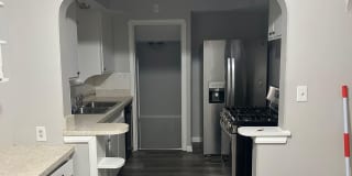 Newly Renovated Show Road Single Family Gallery 1