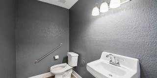 The Onyx Hoover Apartments Gallery 37