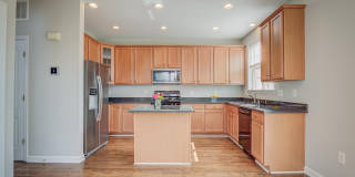 42451 MAGELLAN Square Gallery 10