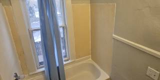 709 West Vine Street Gallery 12