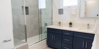 4827 Riverton Ave Gallery 7