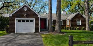 658 Shore Acres Drive Gallery 1