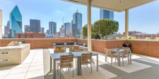 555 Ross Gallery 16