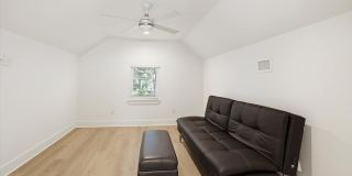 4052 Poets Trail Gallery 31