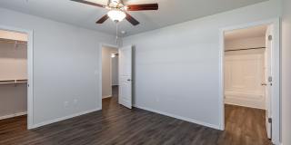 Now Leasing: 2,3, & 4-Bedroom Duplexes at Woodward Park with Attached Garage—Apply Today! Gallery 9