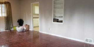 Cute 3 bedroom duplex FOR RENT on Uintah St. Gallery 6