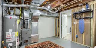 Bare 2BR/2BA Row Home in Baltimore – Ready for Immediate Move-In! Gallery 21