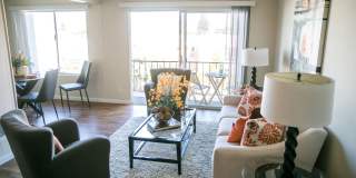 Three Crown Gallery 4