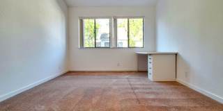 Beautiful 2bd Townhouse With Attached Garage, Private Patio, Pool/Hot Tub, & Clubhouse! Gallery 30
