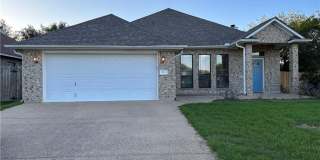913 Delrey Drive 913 Delrey Drive Gallery 1