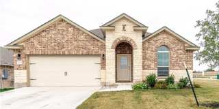 Stunning Home in Belton- Three Creeks! Gallery 1