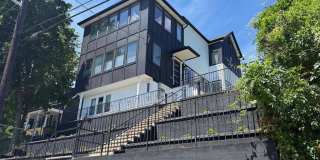606 5th Street Gallery 1