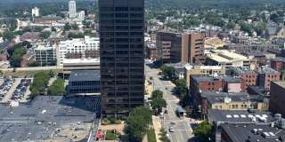 The Residence at 1000 Elm Gallery 1
