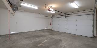 $4000 / 3BR/ 2BA  WELL MAINTAINED SINGLE FAMILY HOME WITH ENCLOSED GARAGE IN KALAMA VALLEY Gallery 32
