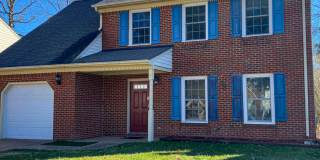 Cozy 4br 2.5 ba Gallery 1